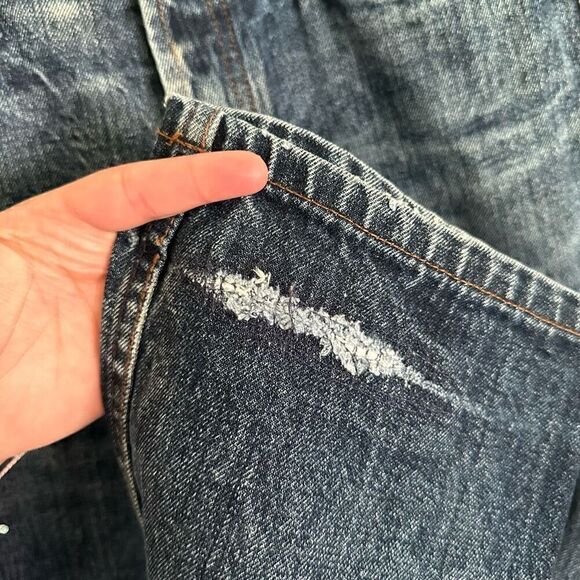 The Unbranded Brand Men’s Distressed Selvedge Buttonfly Tappered Leg Dark Wash J - Picture 10 of 16